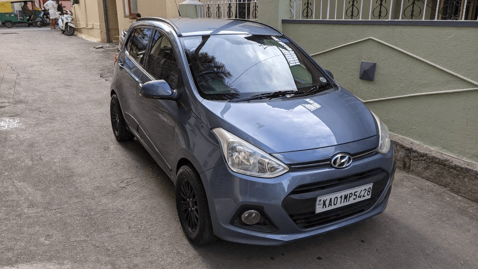 2017 Single Owner Grand i10 Sportz Petrol Manual