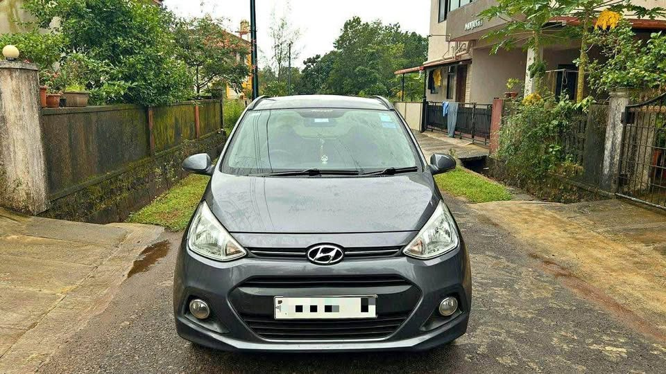 Hyundai Grand i10 used car Bangalore